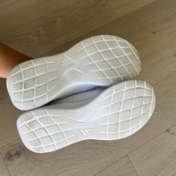 Women's Adidas Cloudfoam running shoes size 6.5 white - Picture 4 of 4